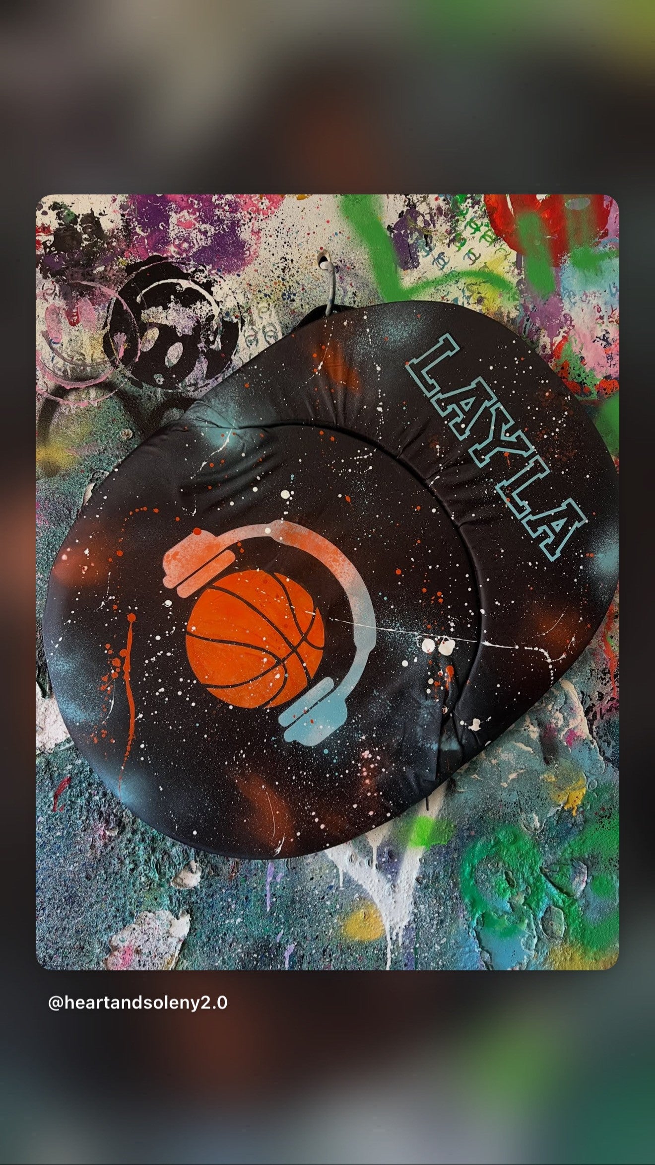 Heart & Sole Splatter Oniva Chair