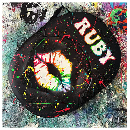 Heart & Sole Splatter Oniva Chair